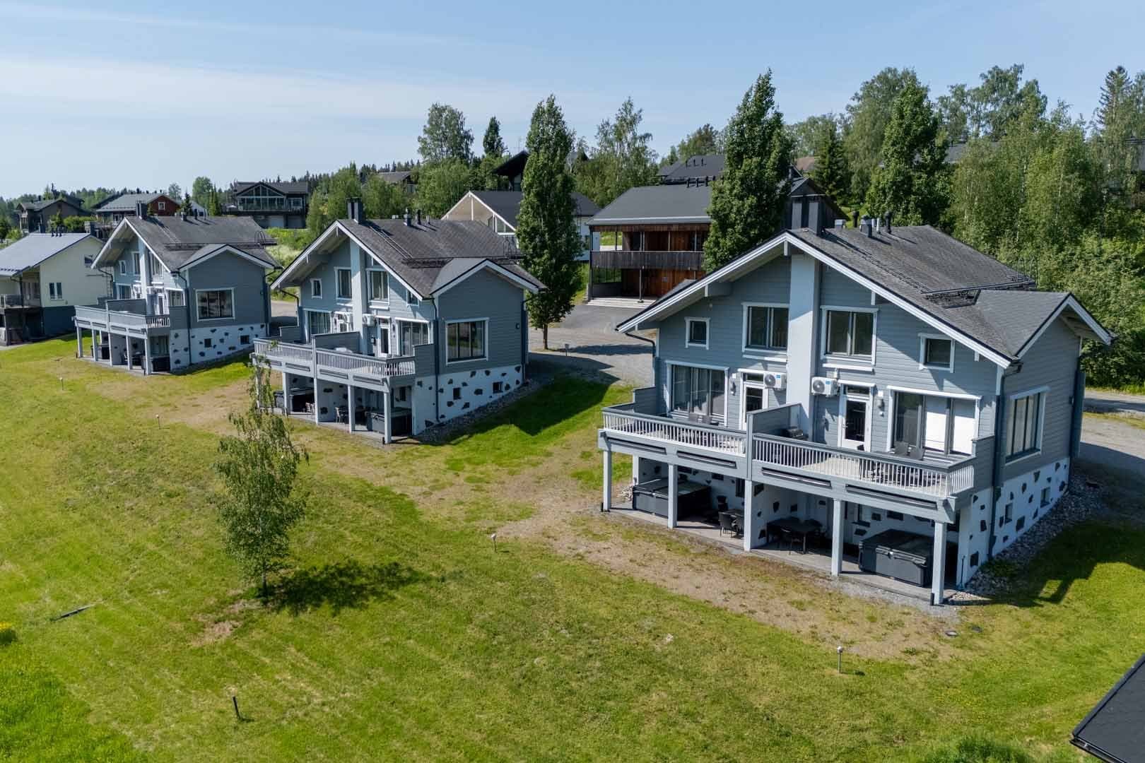 Majoitushuviloita Himoksella ilmakuvasta